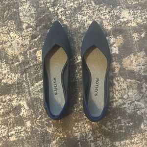 Rothys Navy Point Sz 8